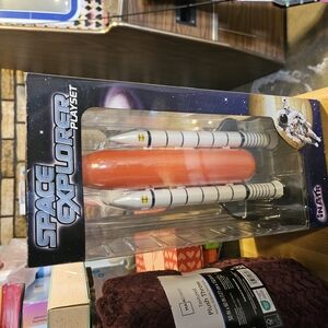 Space Explorer Playset by - Orange and White